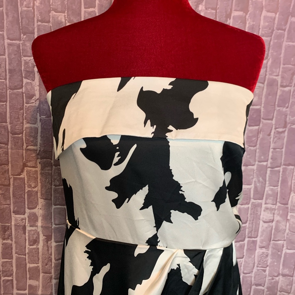 “Bring Me Back To You” Strapless Midi Dress - Picture 5 of 11